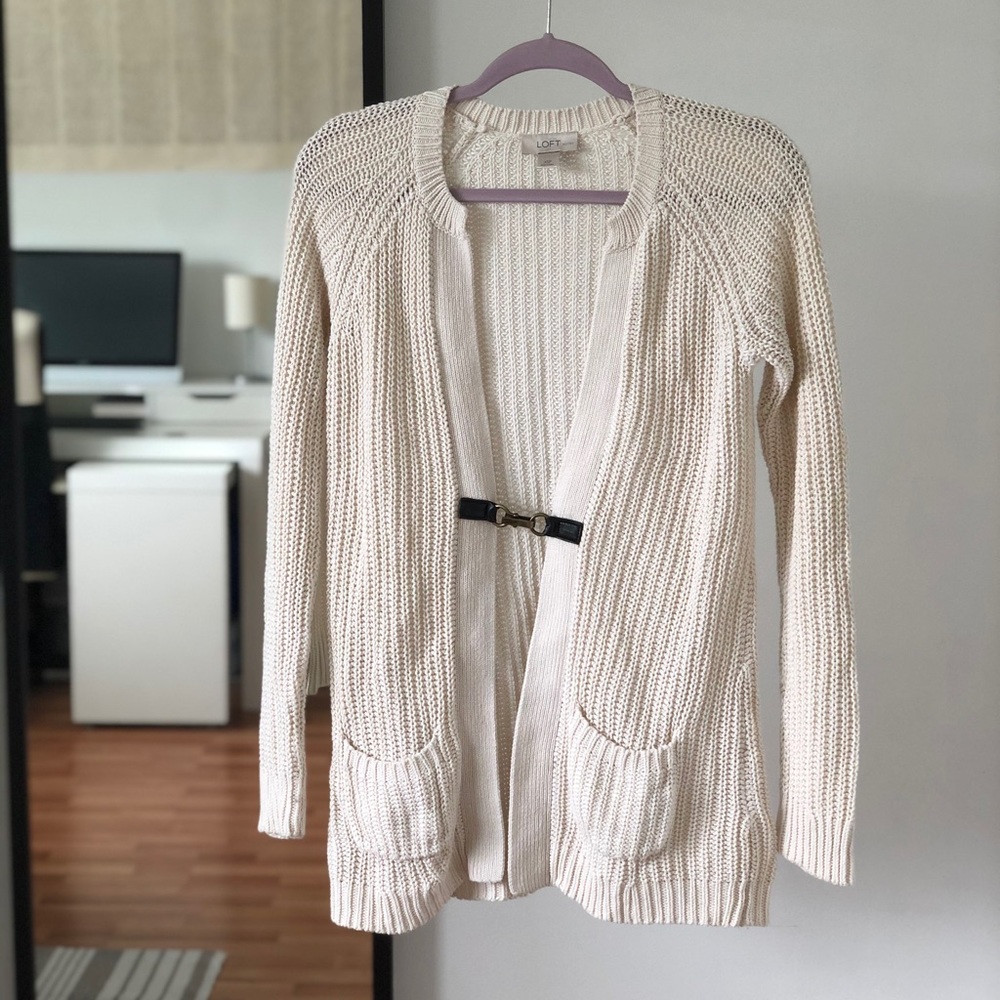 Beige cardigan/sweater